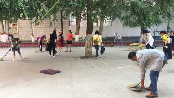 内蒙古：玉泉区党员志愿服务助力环保工作​