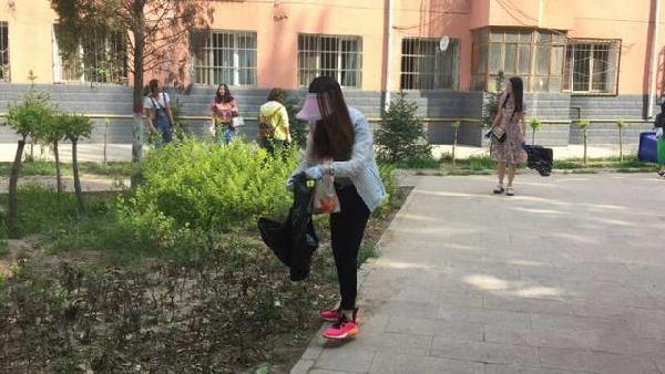 内蒙古：玉泉区党员志愿服务助力环保工作​