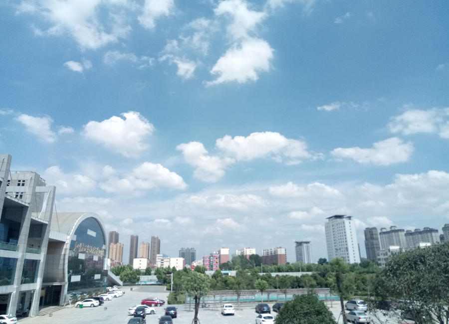 河南:蓝天白云下的周口 独具魅力的背后