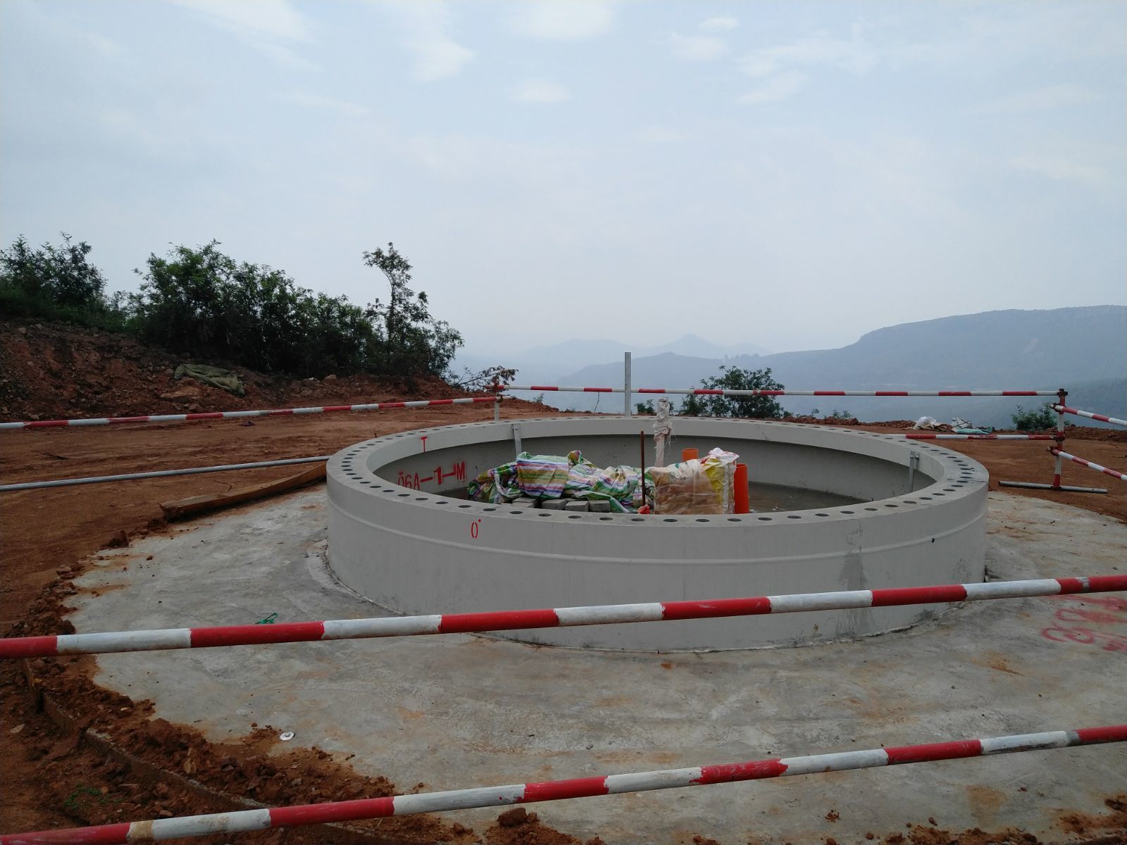 河南汝阳：风力发电 绿色转型“风光”无限