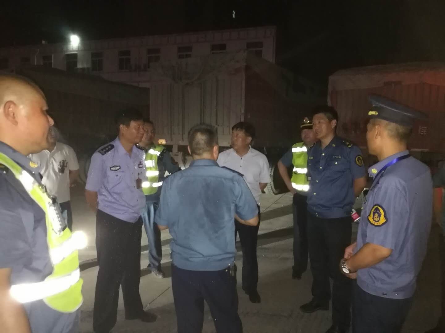 卫辉市标本兼治齐心协力打好蓝天保卫战