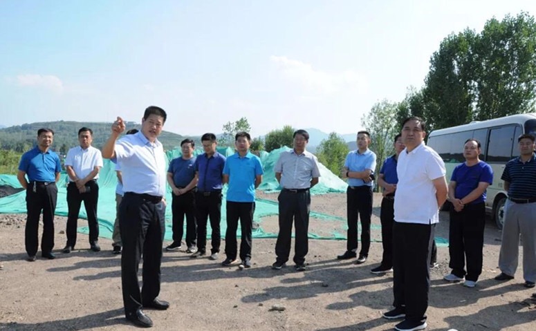 汝阳县县长、县总河长开展河长制巡河工作