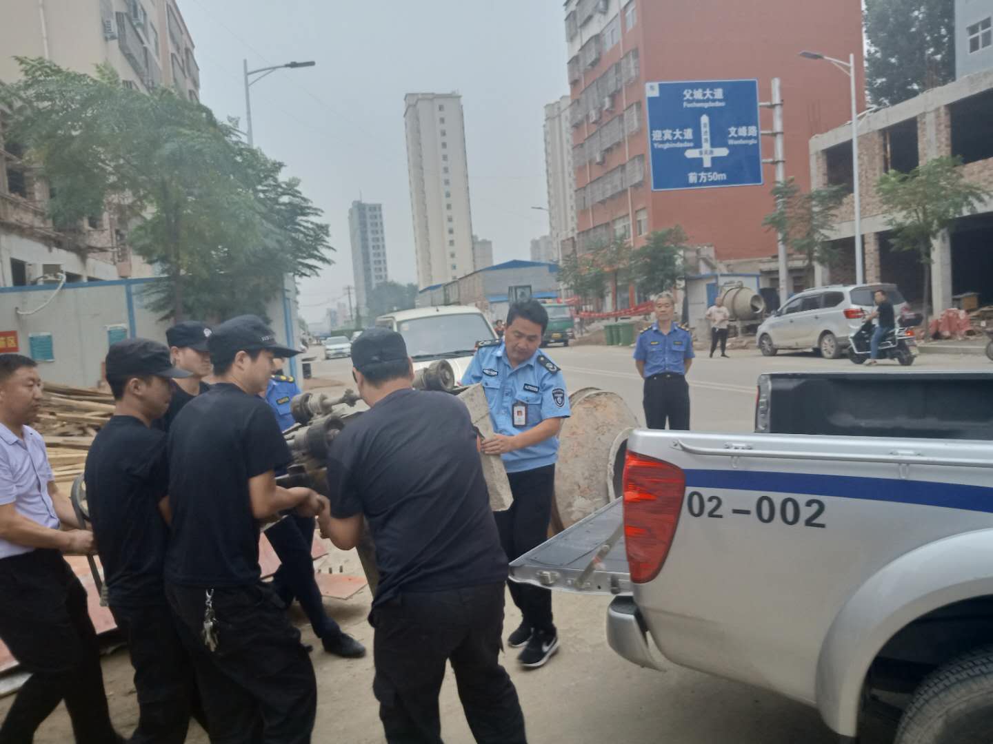 宝丰县打响生态环境违法整治第一枪