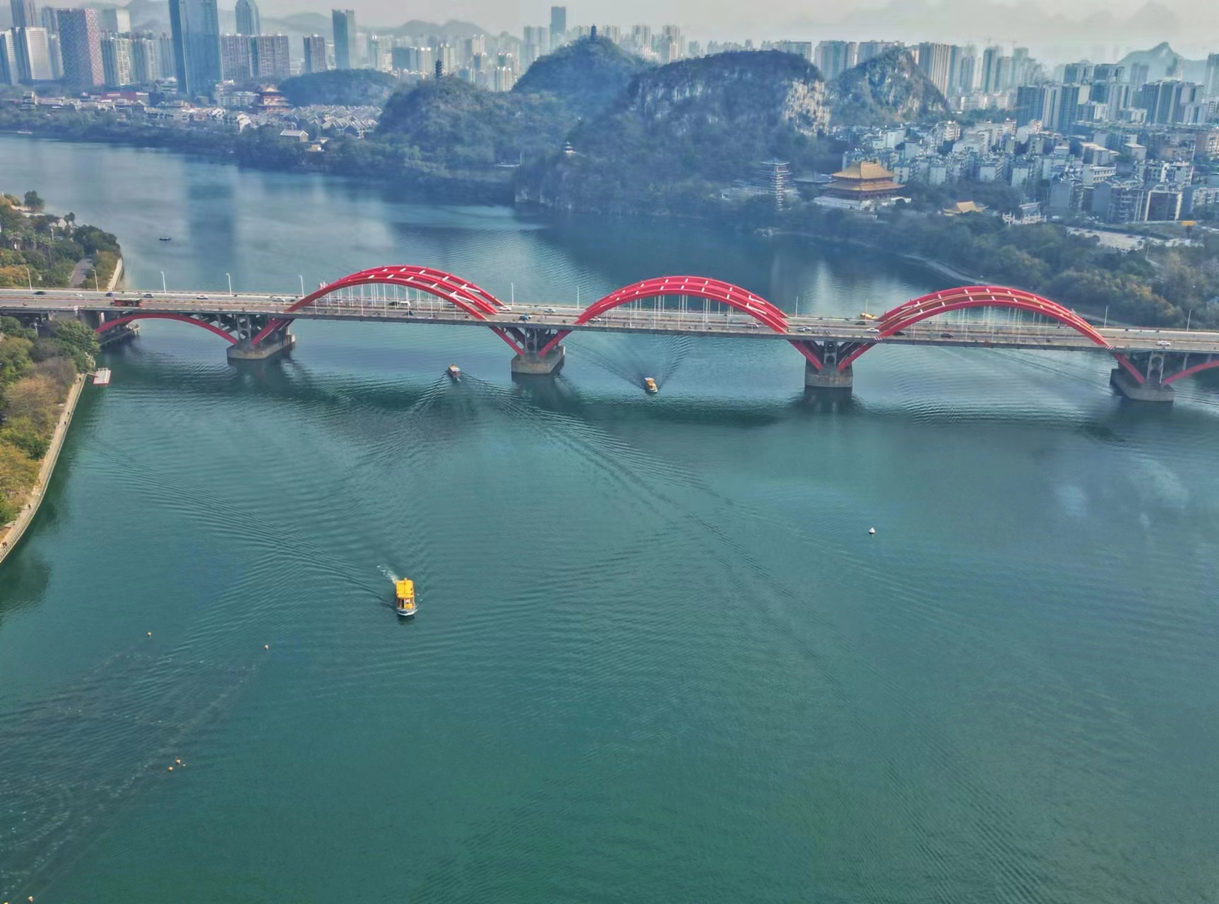 5.4k广西柳州市城市桥梁文惠桥建筑航拍视频特效素材-千库网