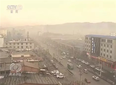 漫天黄烟！这样的企业，环保、安监部门却管不了？